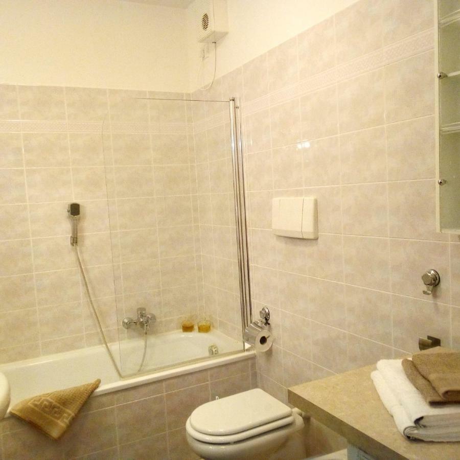 Casa Akira Apartment Riva del Garda Ngoại thất bức ảnh