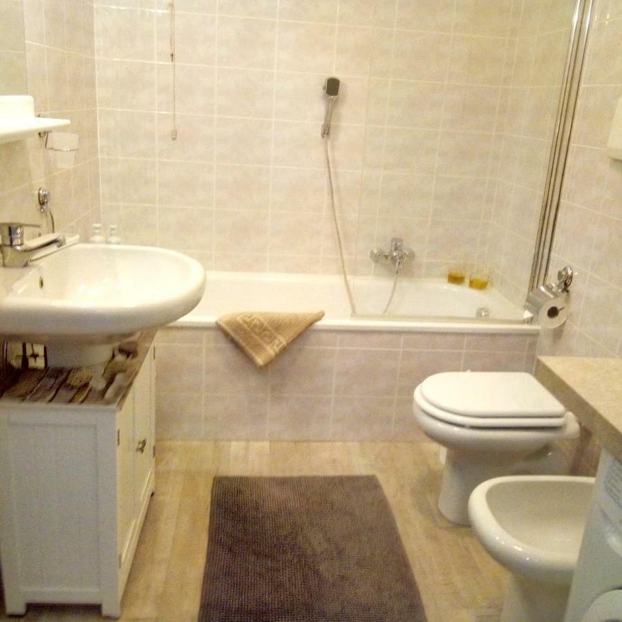 Casa Akira Apartment Riva del Garda Ngoại thất bức ảnh